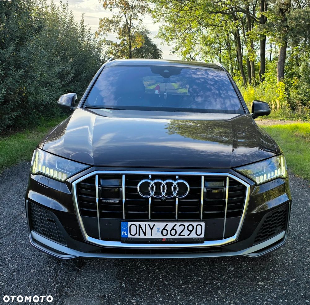 Audi Q7 2019 photo 2