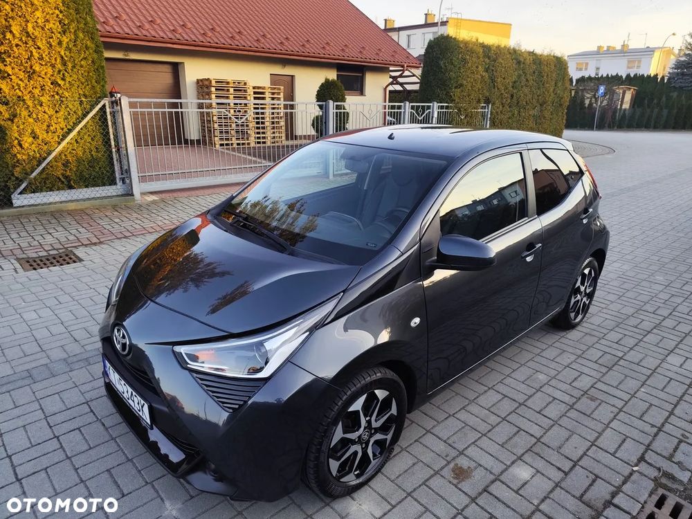 Toyota Aygo x-clusiv - 22