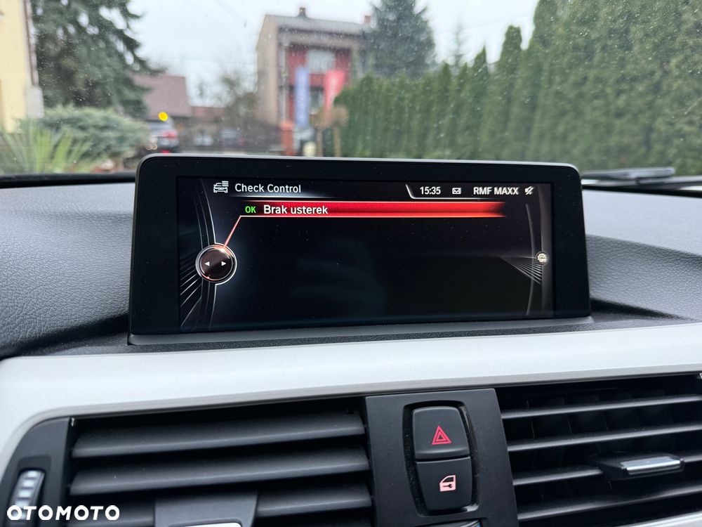 BMW Seria 3 320d Efficient Dynamics Edition - 26