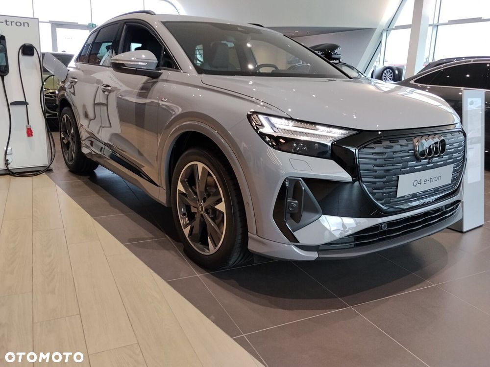 Audi Q4 e-tron - 1