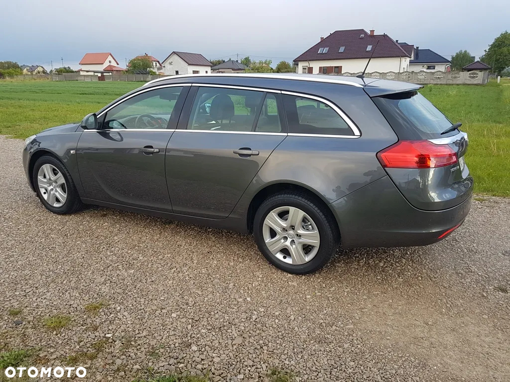 Opel Insignia 1.8 Sports Tourer - 11