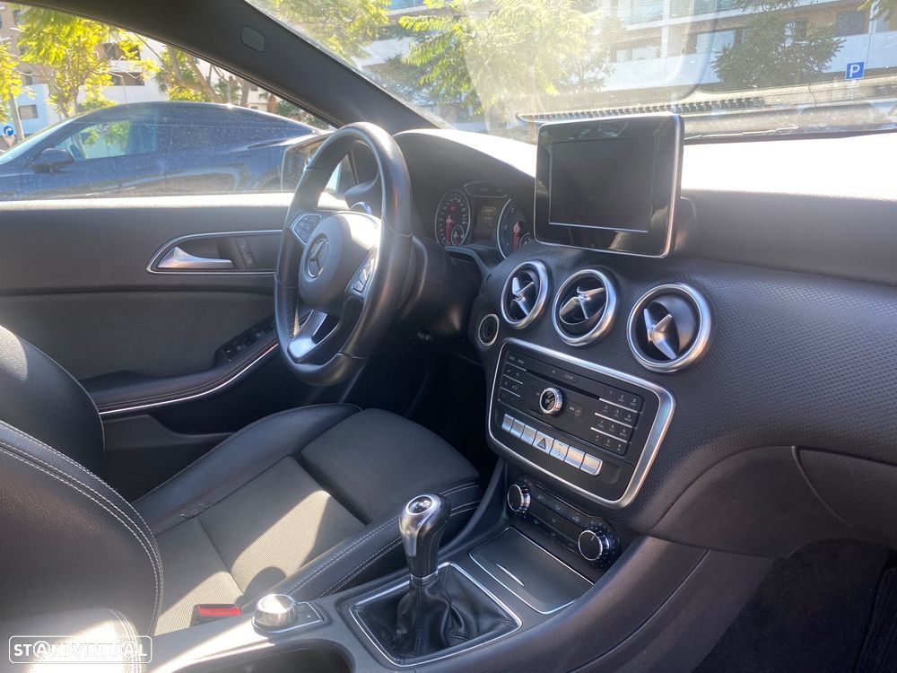Mercedes-Benz A 160 d Style Plus - 3