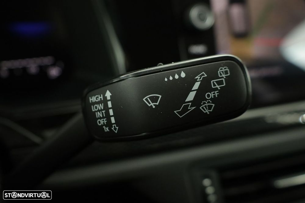 VW Taigo 1.0 TSI Urban DSG - 17