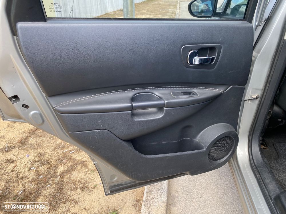 Nissan Qashqai +2 1.6 dCi 360 S&S - 19