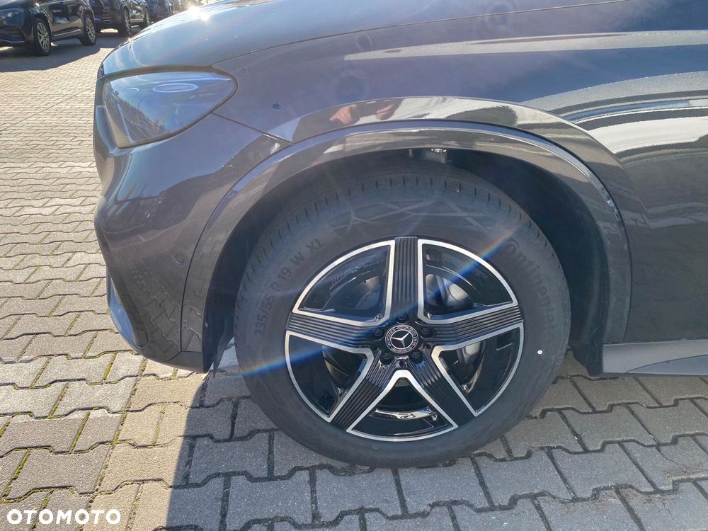 Mercedes-Benz GLC - 7