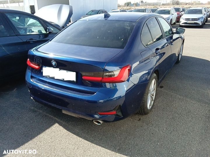 BMW Seria 3 320i xDrive Aut. Advantage - 4