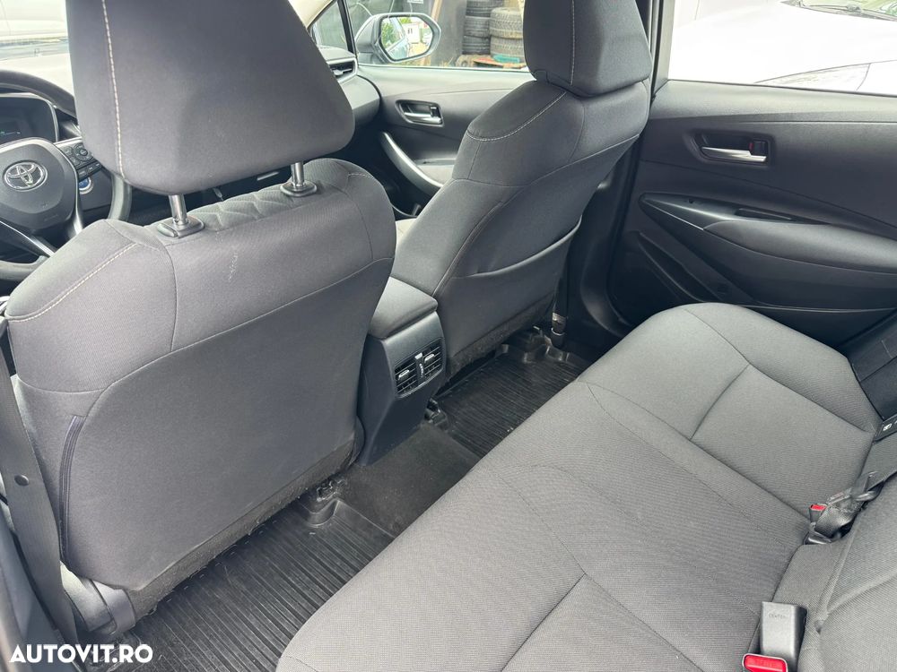 Toyota Corolla Sedan 1.8 HSD Business Plus - 8