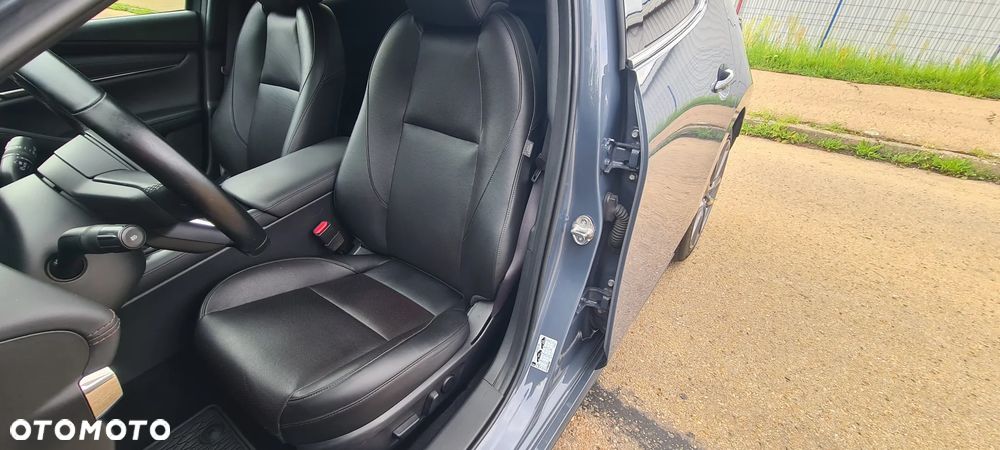 Mazda 3 e-SKYACTIV-G 122 M HYBRID HOMURA - 13