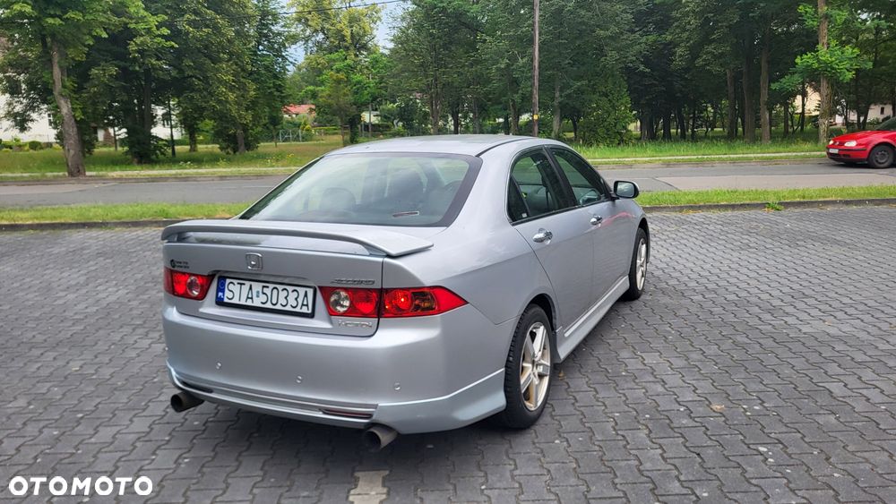 Honda Accord - 4