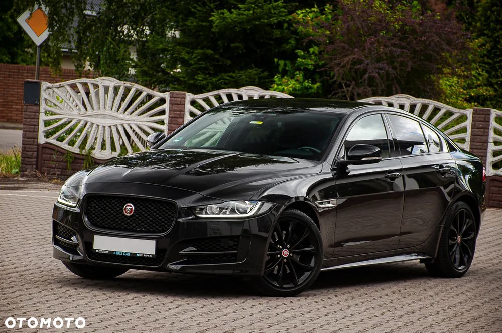 Jaguar XE - 31