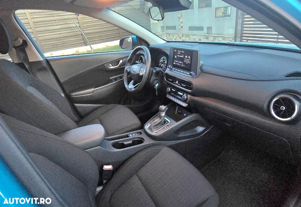 Hyundai KONA - 39