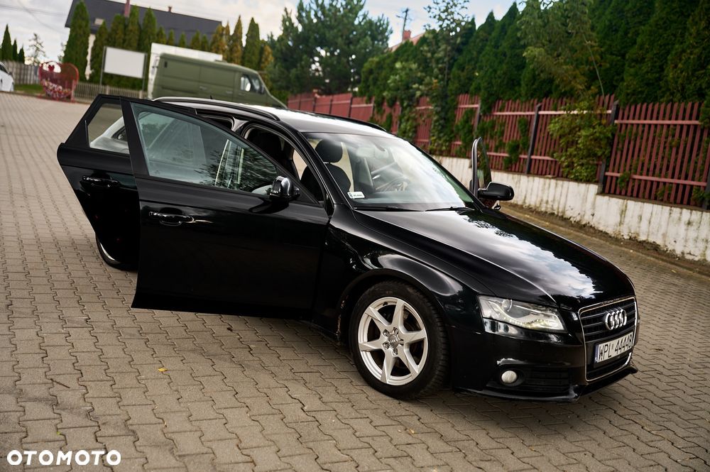 Audi A4 Avant 2.0 TDI DPF Ambition - 23