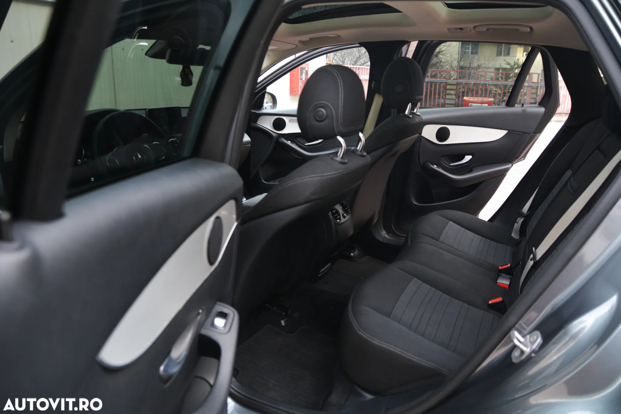 Mercedes-Benz GLC 250 d 4Matic 9G-TRONIC - 13