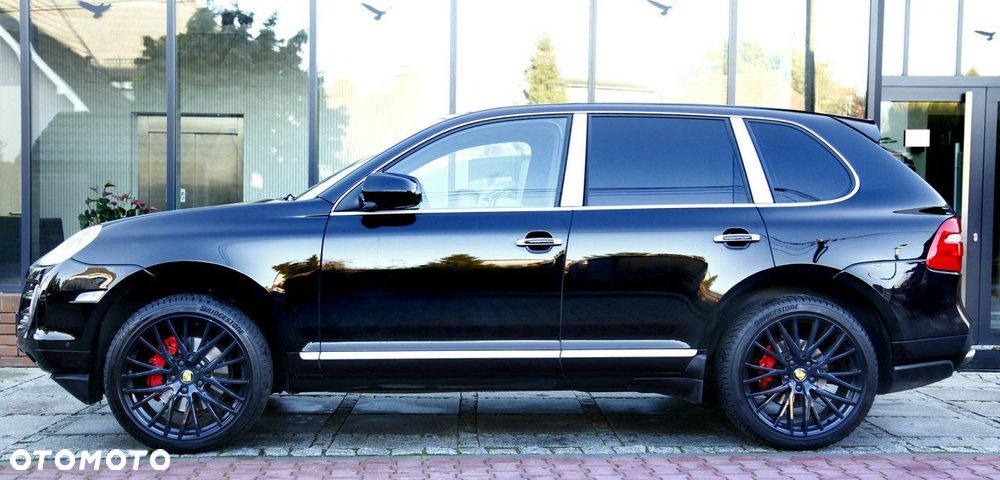 Porsche Cayenne - 21