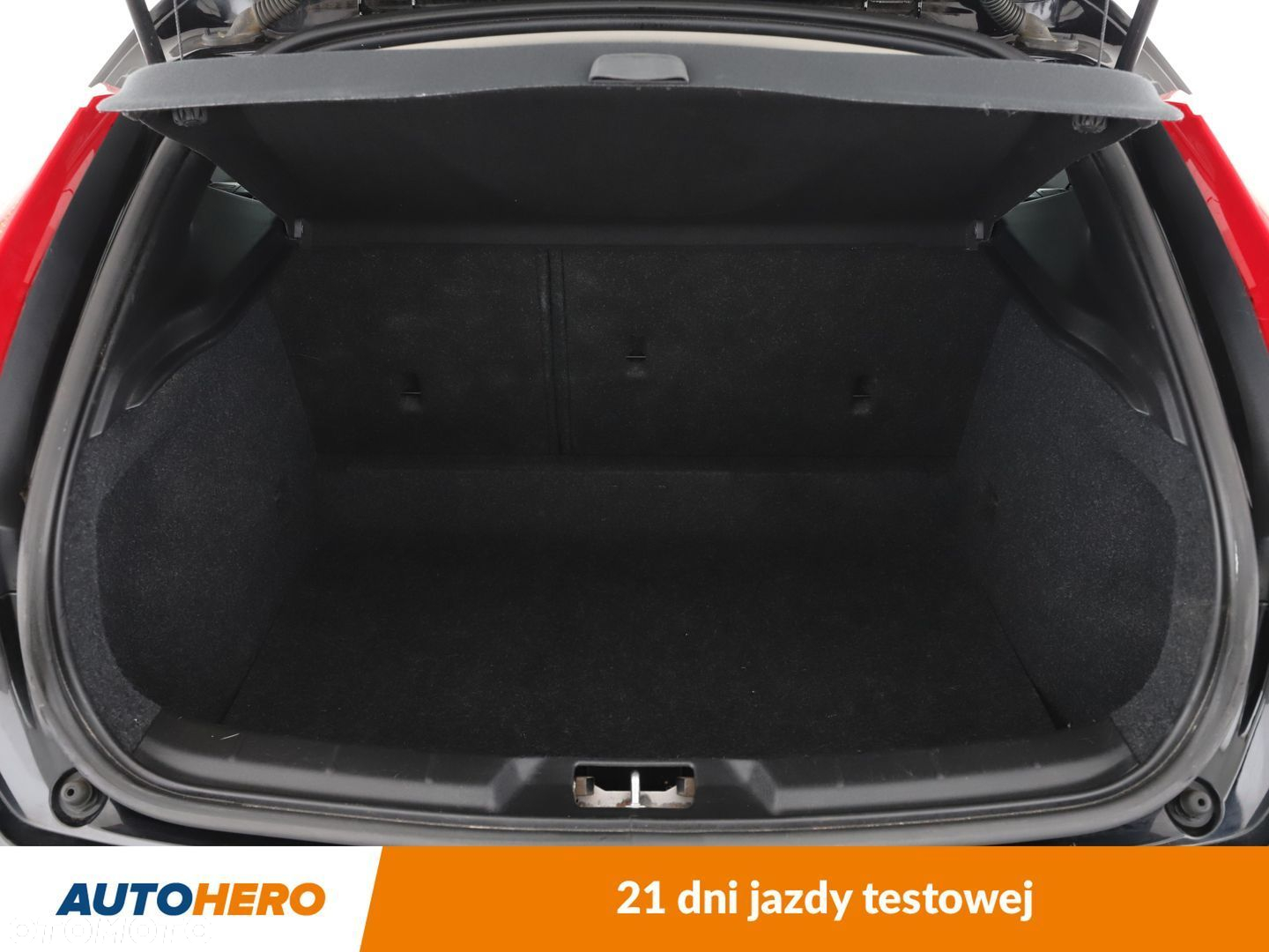 Volvo V40 - 17