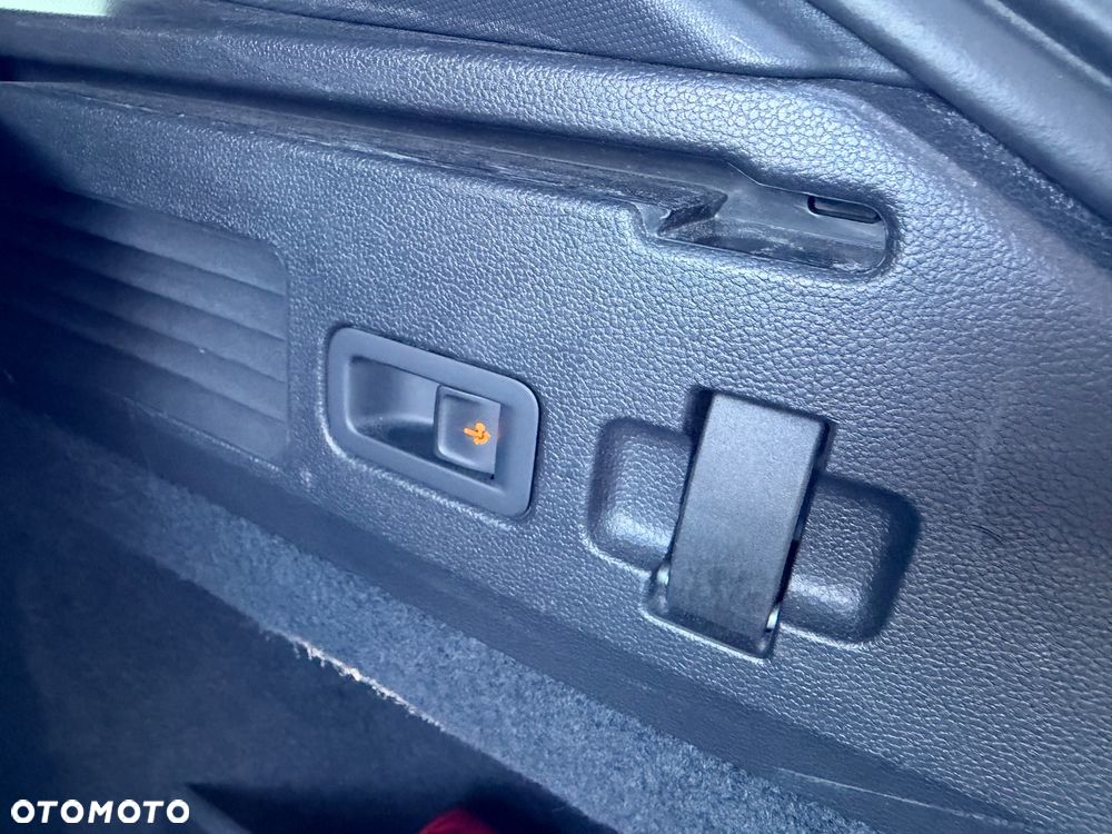 Volkswagen Arteon 2.0 TDI 4Motion R-Line DSG - 15