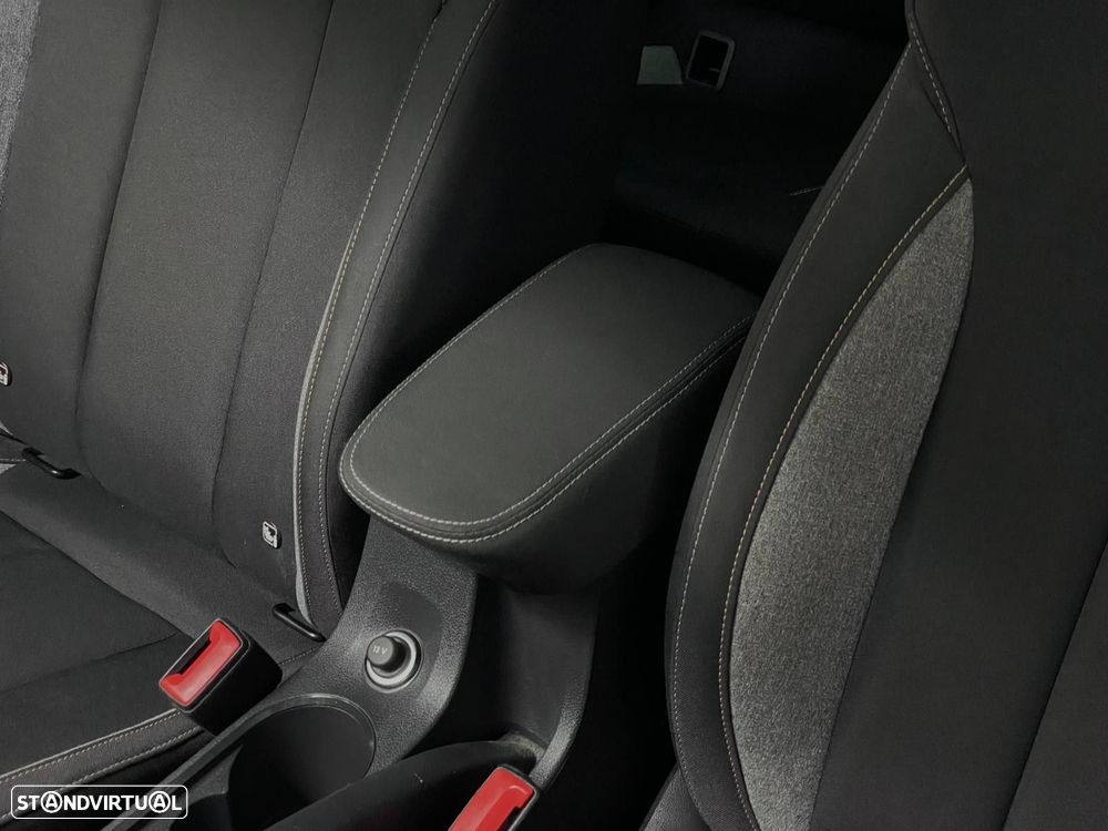 Skoda Kamiq 1.0 TSI Style DSG - 25