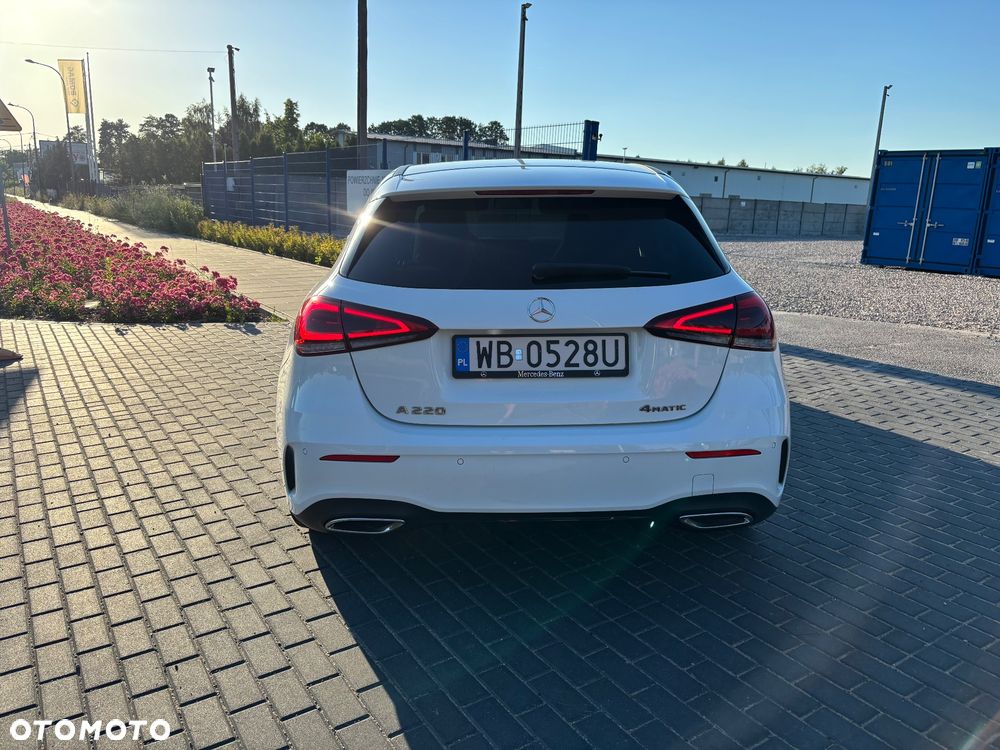Mercedes-Benz Klasa A 220 4-Matic 7G-DCT - 4