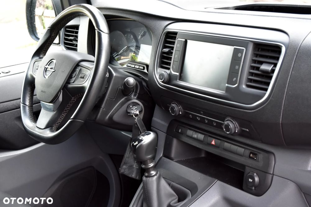 Opel VIVARO - 11