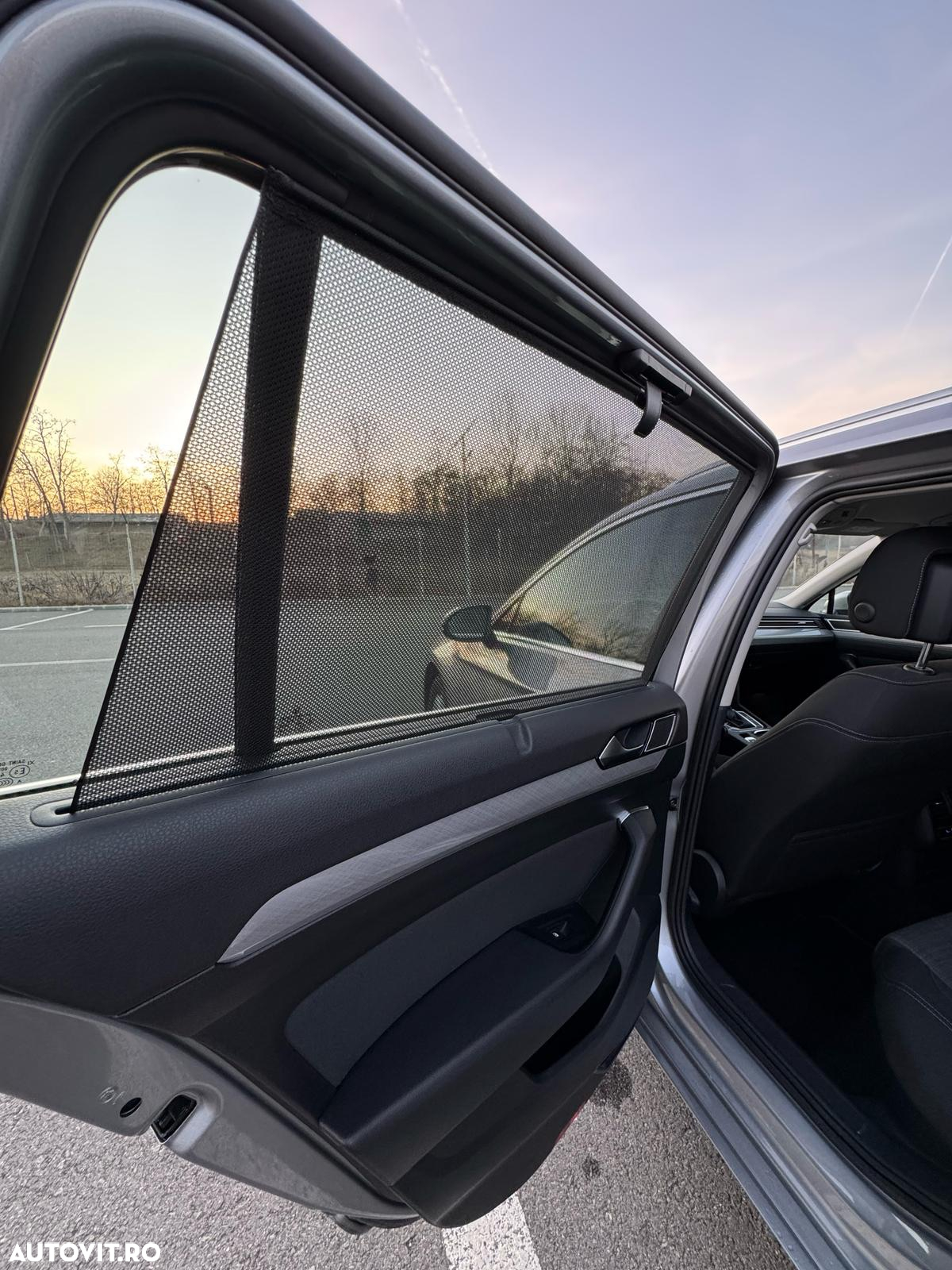 Volkswagen Passat Variant 2.0 TDI DSG Business - 24