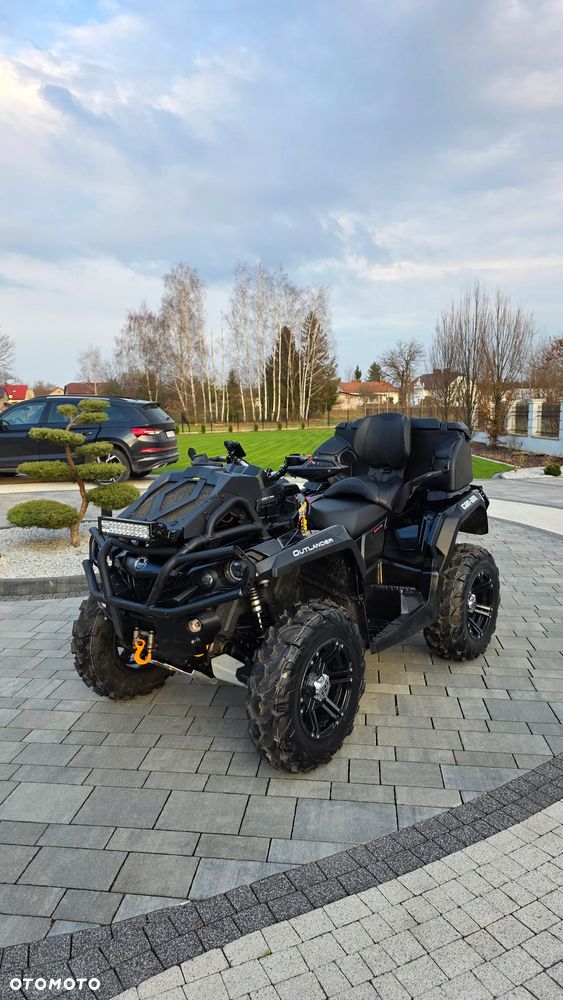 Can-Am Outlander Max - 8