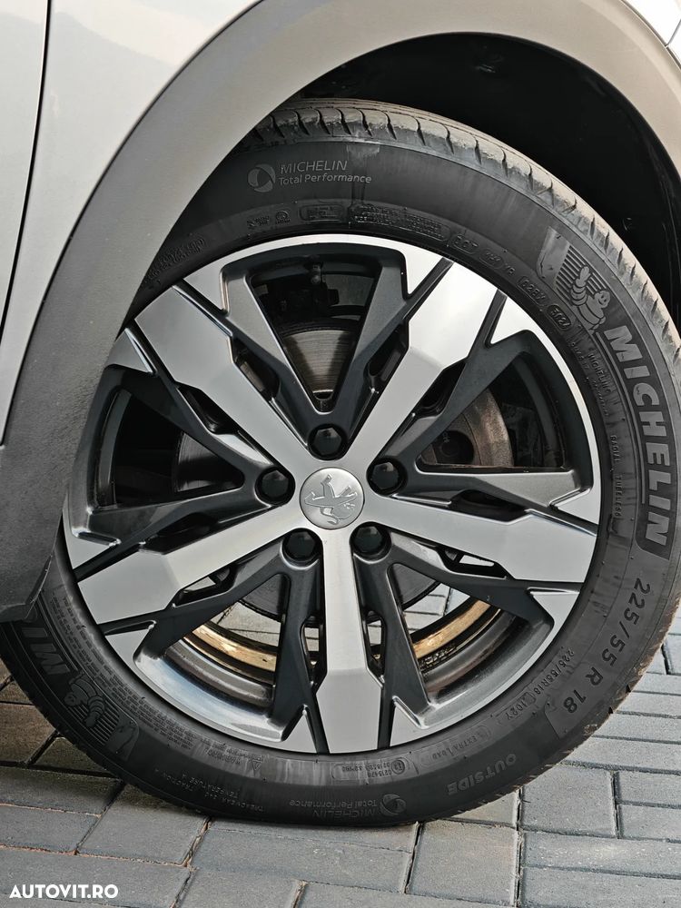 Peugeot 3008 PureTech 130 Stop & Start GPF EAT8 Crossway - 15