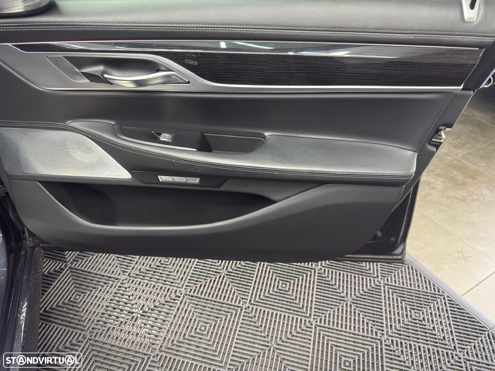 BMW 740 d xDrive Pack M - 40