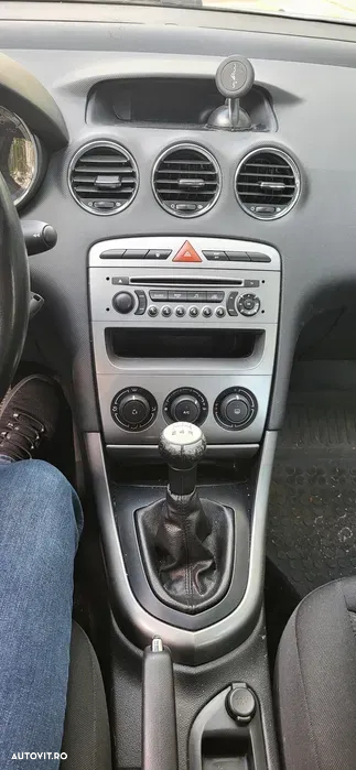 Peugeot 308 SW 1.6 HDI FAP Active - 8