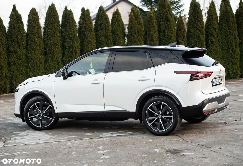 Nissan Qashqai 1.3 DIG-T 4x4 MHEV Xtronic Tekna+ - 10