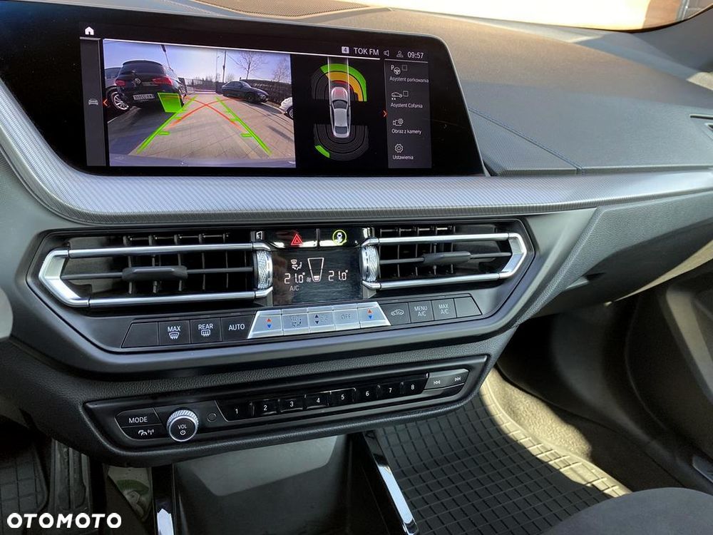 BMW Seria 2 220d xDrive M Sport sport - 36