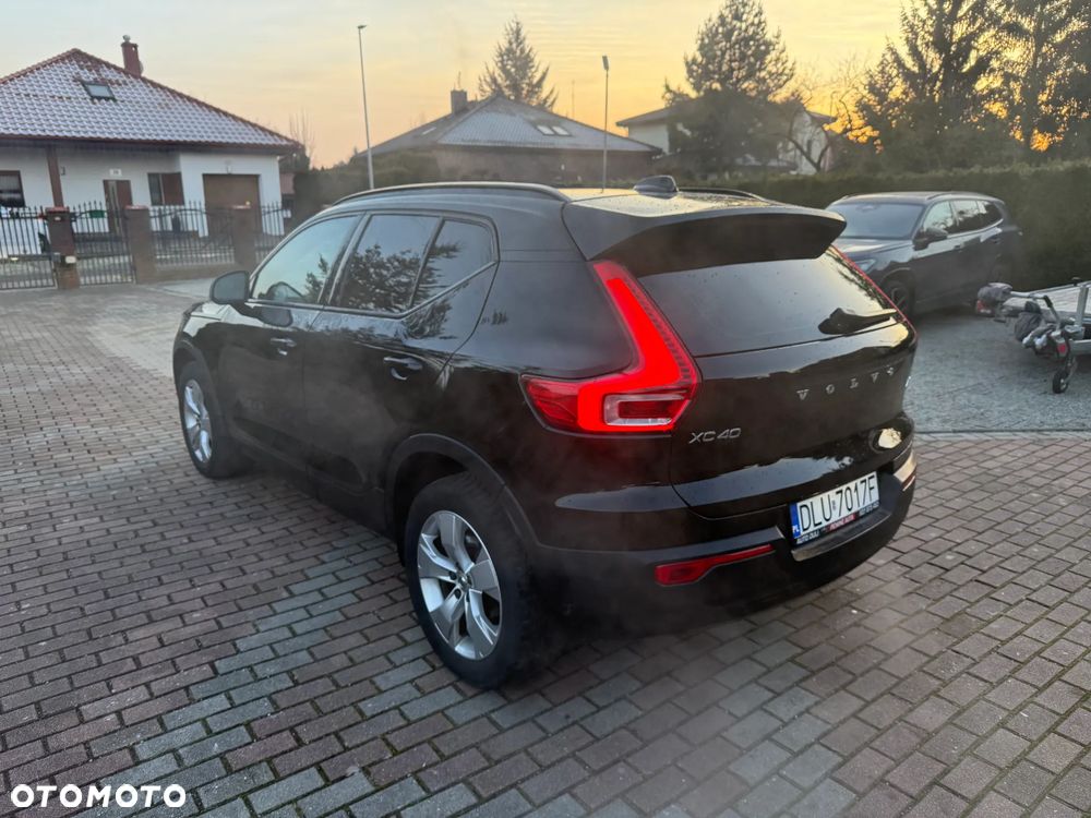 Volvo XC 40 B4 B R-Design - 3