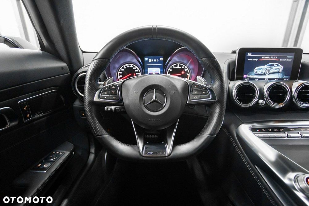 Mercedes-Benz AMG GT - 22