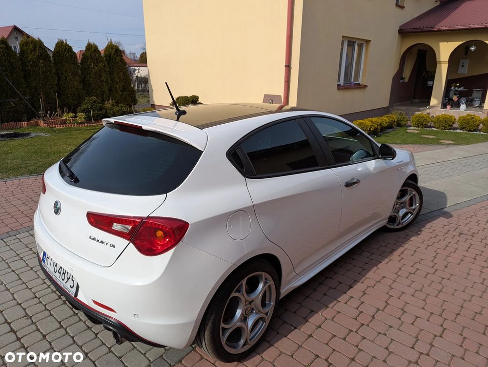 Alfa Romeo Giulietta 1.8 TBi 16V TCT Veloce - 7