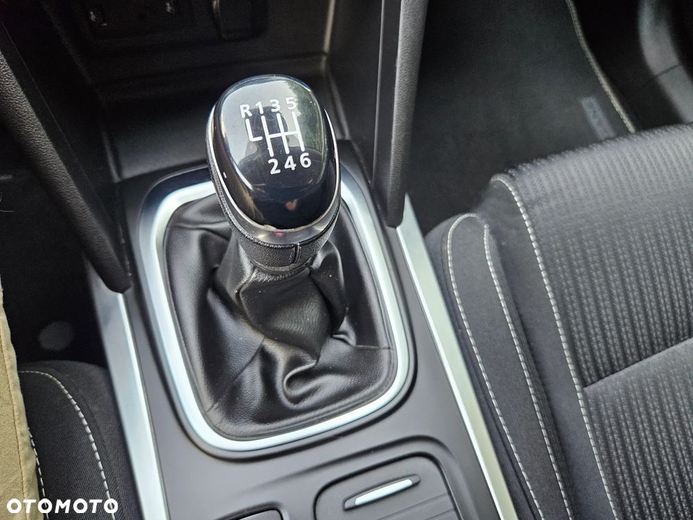 Renault Megane TCe 140 GPF LIMITED - 30
