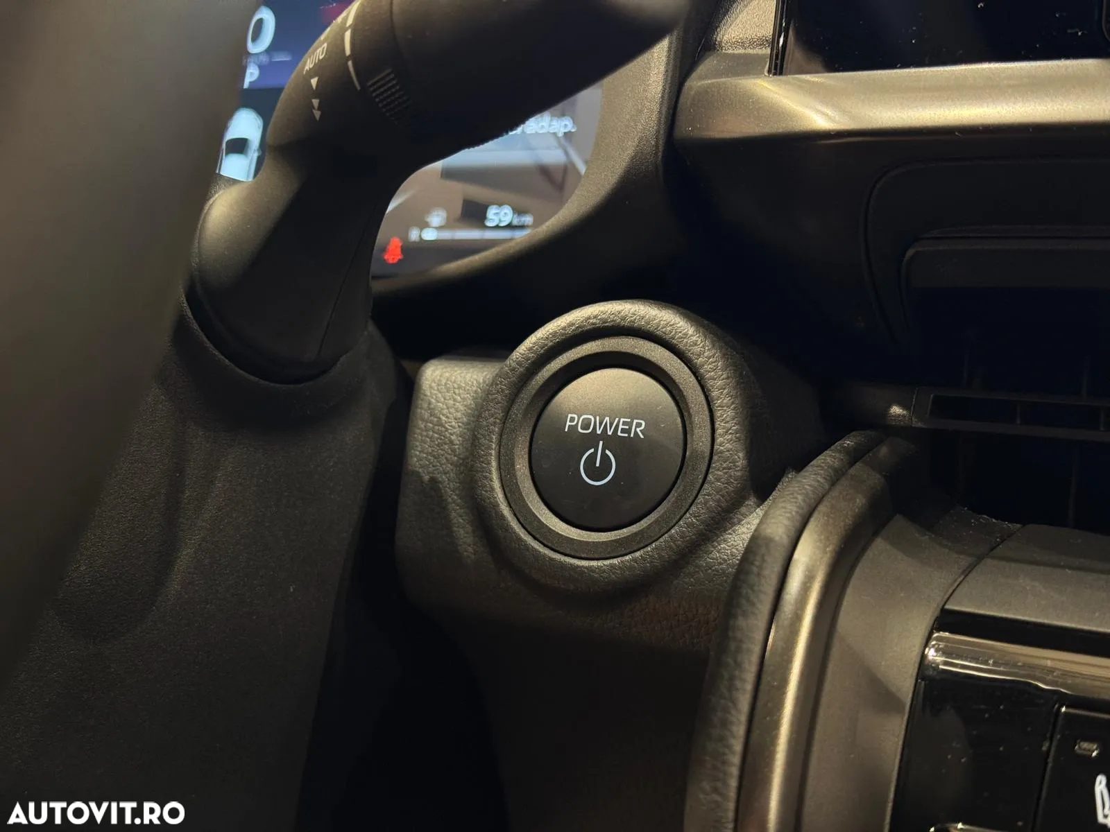 Toyota C-HR - 21