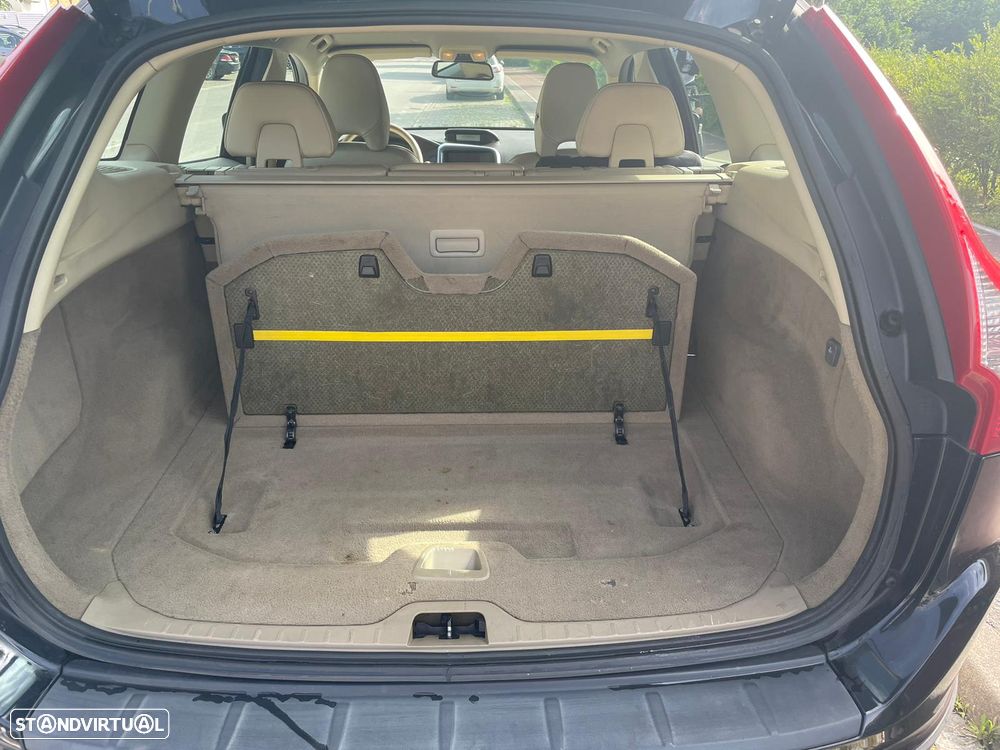 Volvo XC 60 2.0 D3 Drive - 12