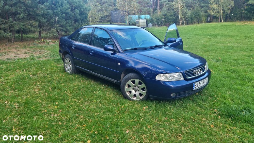 Audi A4 Limousine