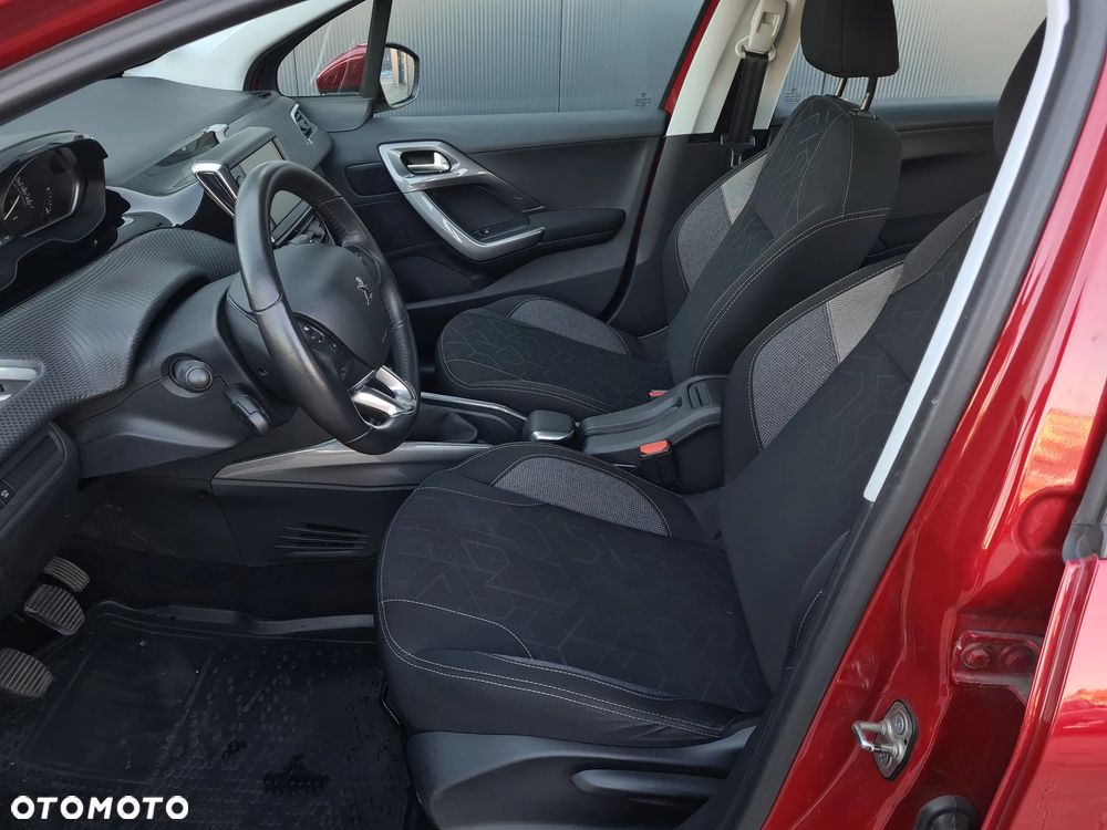 Peugeot 2008 1.2 Pure Tech Active S&S - 7