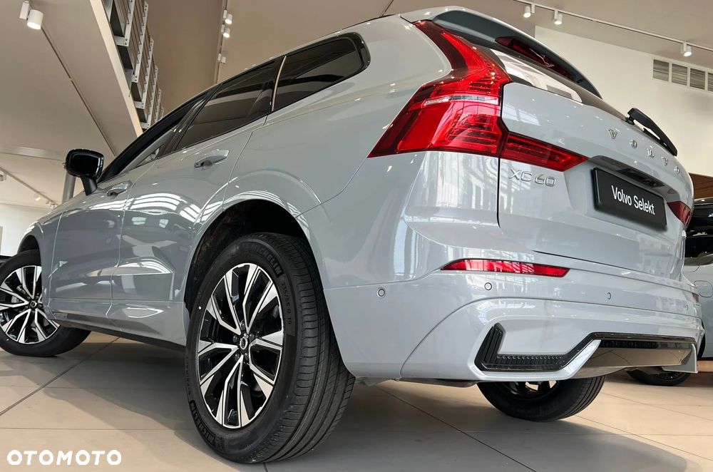 Volvo XC 60 B5 B AWD Geartronic RDesign - 8