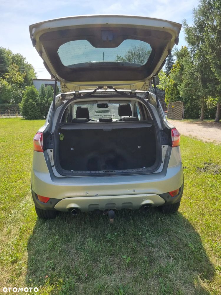 Ford Kuga - 4