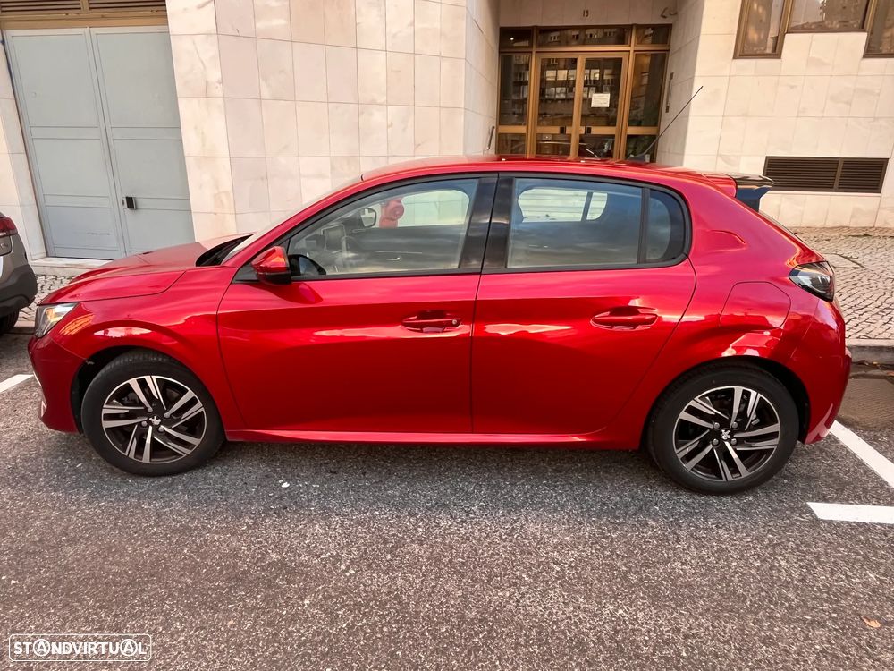 Peugeot 208 1.2 PureTech Allure EAT8 - 1