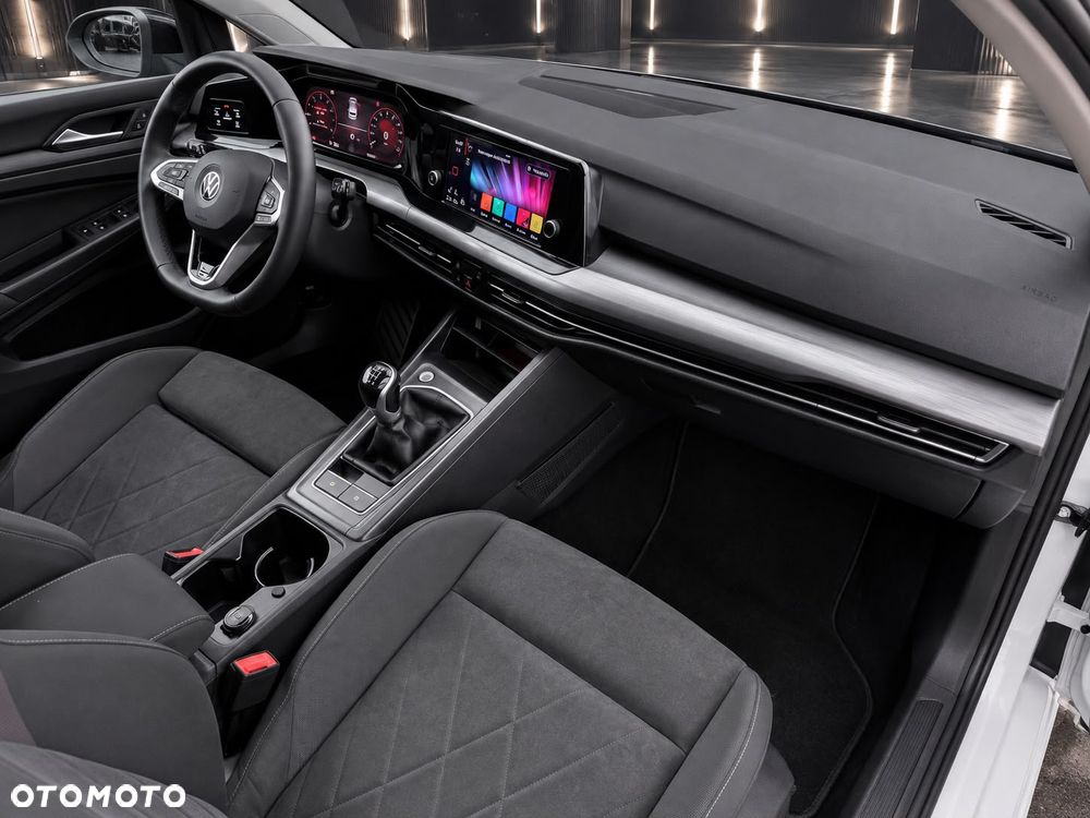 Volkswagen Golf 1.5 TSI EVO Style - 23