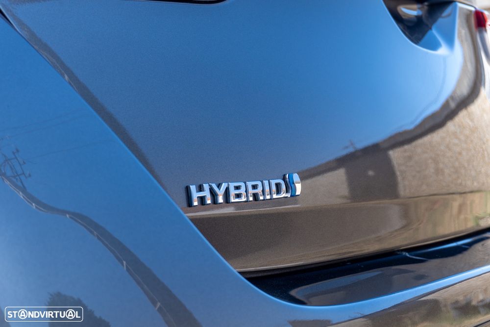 Toyota Auris 1.8 HSD Comfort +P.Sport+Navi - 13