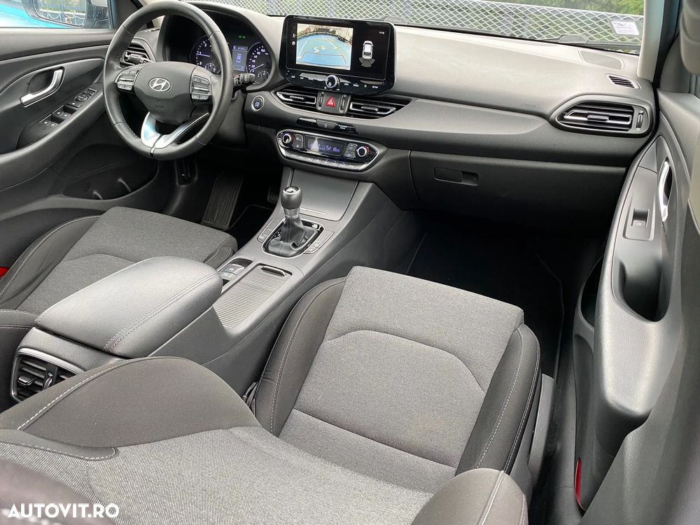 Hyundai i30 1.6 CRDI DCT Select - 3