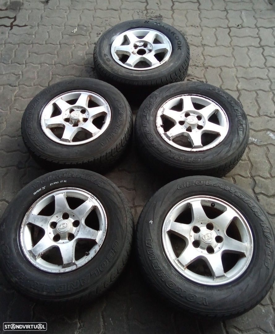 Jantes HYUNDAI SANTA FÉ R15 com pneus 215/70 furação 5x114.3 - 1