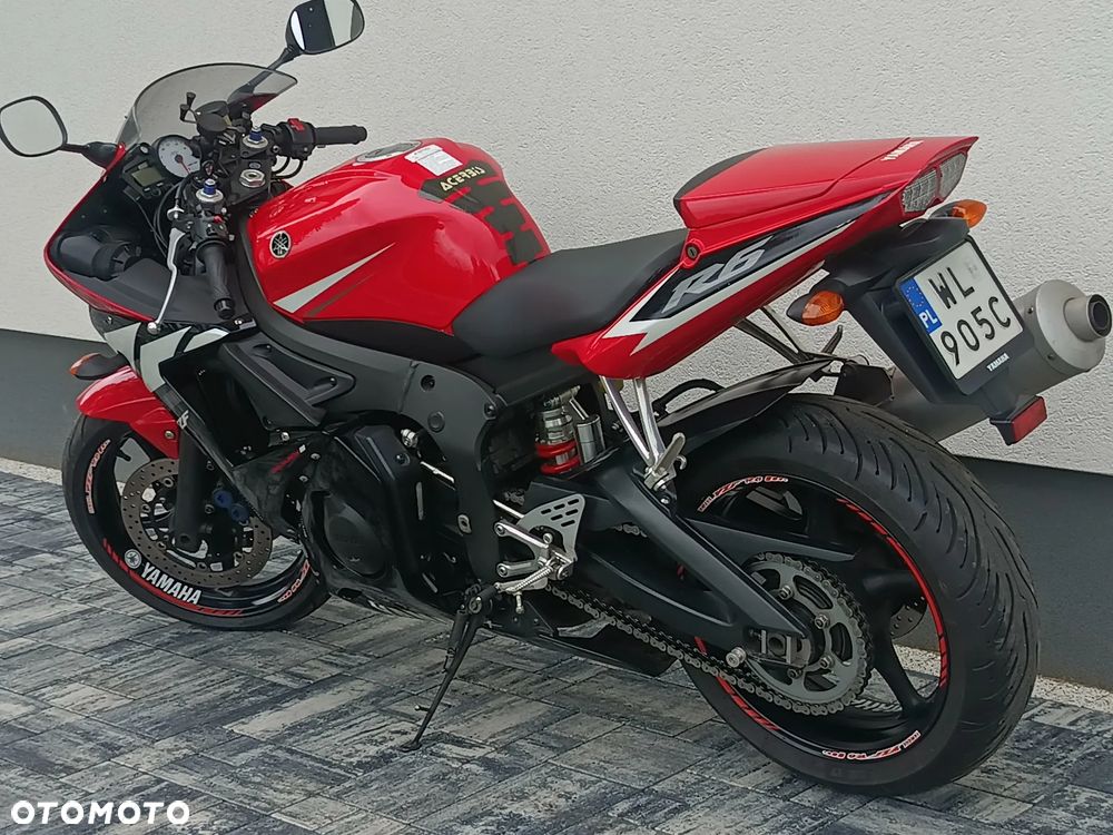 Yamaha R6 - 24