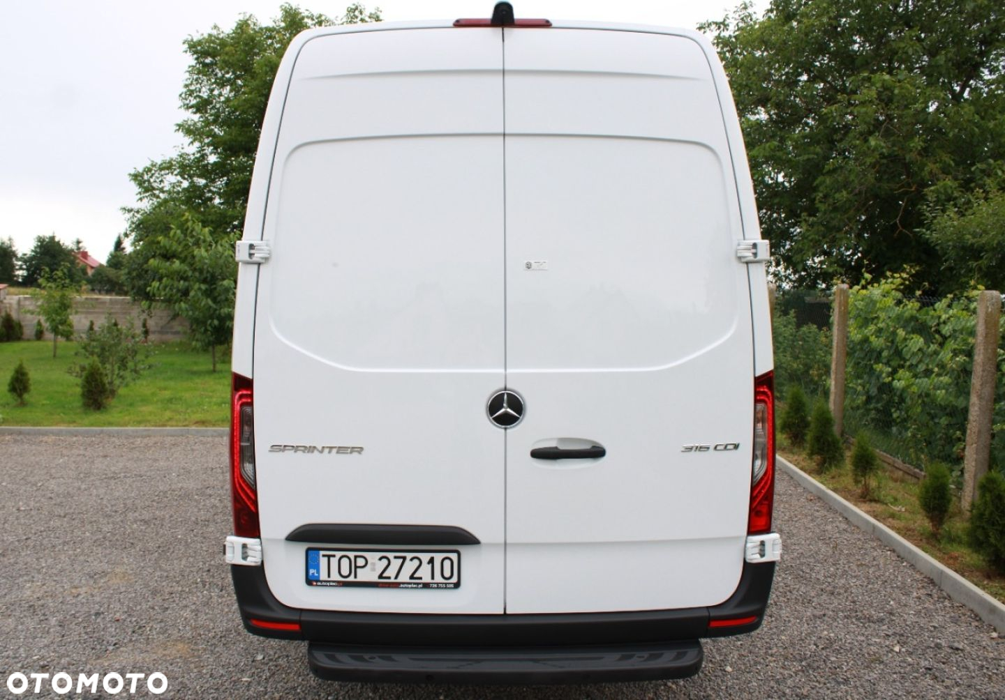 Mercedes-Benz Sprinter - 28