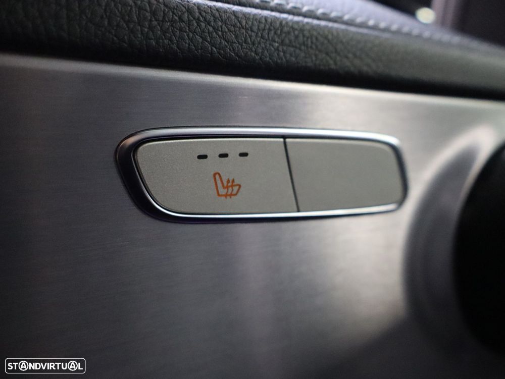 Mercedes-Benz C 300 de AMG Line - 13