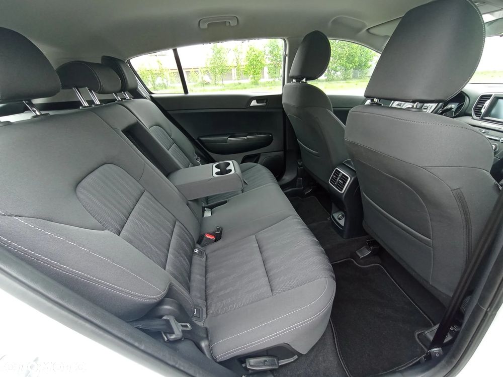 Kia Sportage - 25