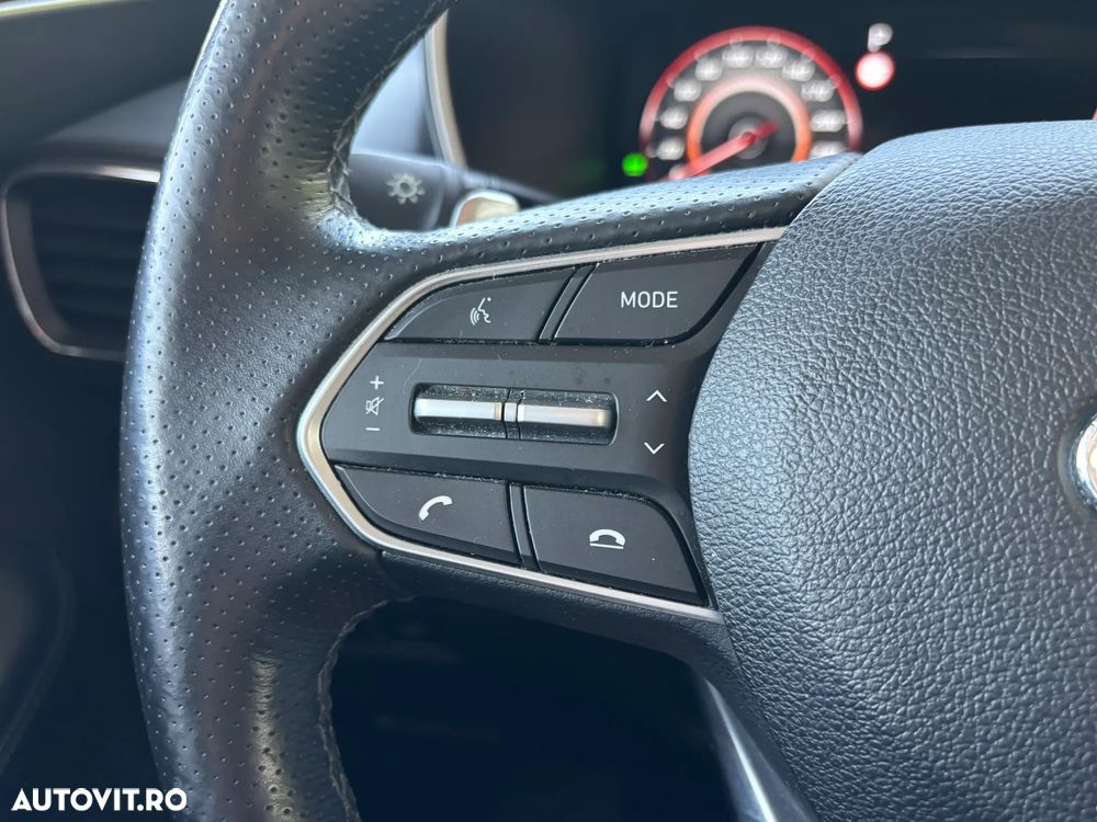 Hyundai Santa Fe 1.6 HEV 2WD Signature - 34